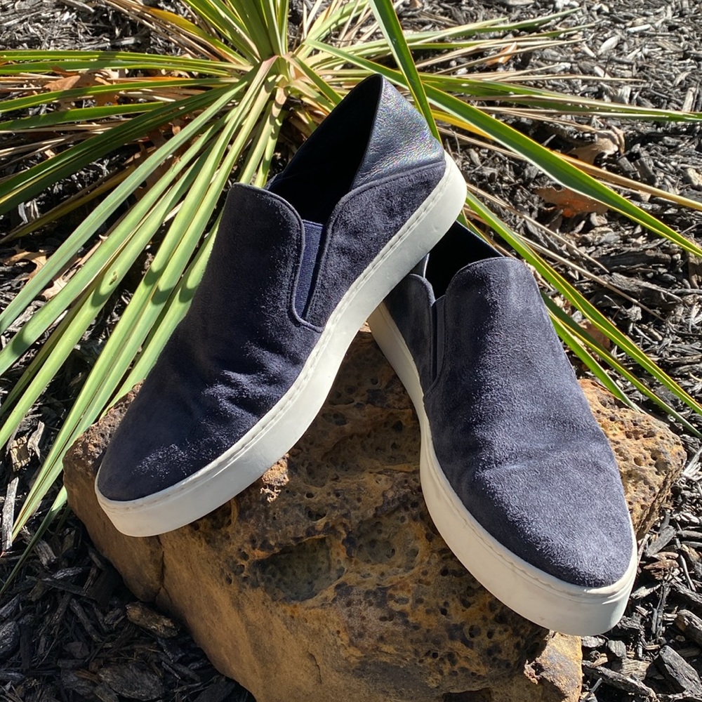 Vince Garvey Suede Leather Slip-On Size 8 Sneakers Platform